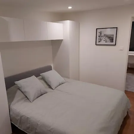 Orchidee - Incl. Prive Parking Apartment *